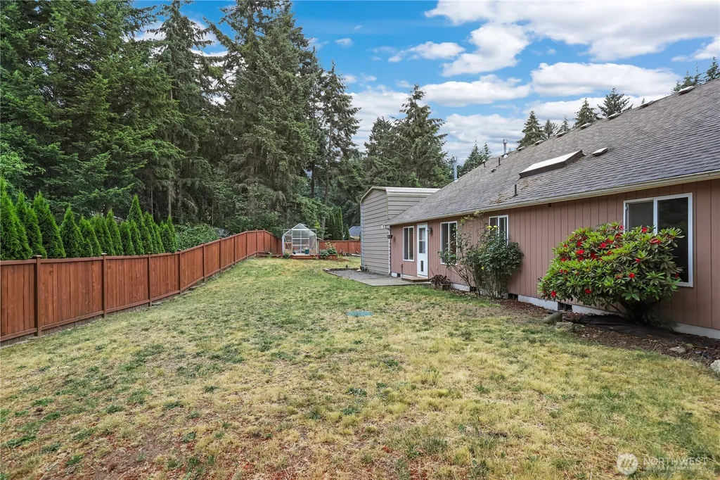 19411 112th Avenue E Graham WA 98338
