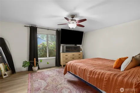 19411 112th Avenue E Graham WA 98338