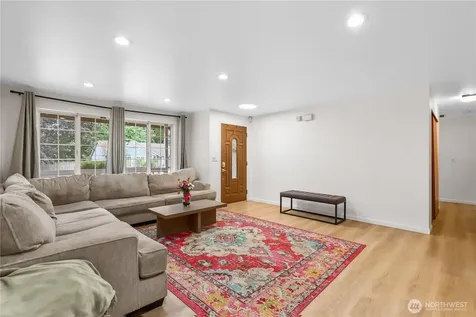 19411 112th Avenue E Graham WA 98338