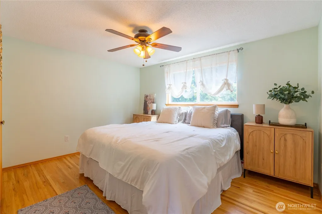5230 N 10th Street Tacoma WA 98406
