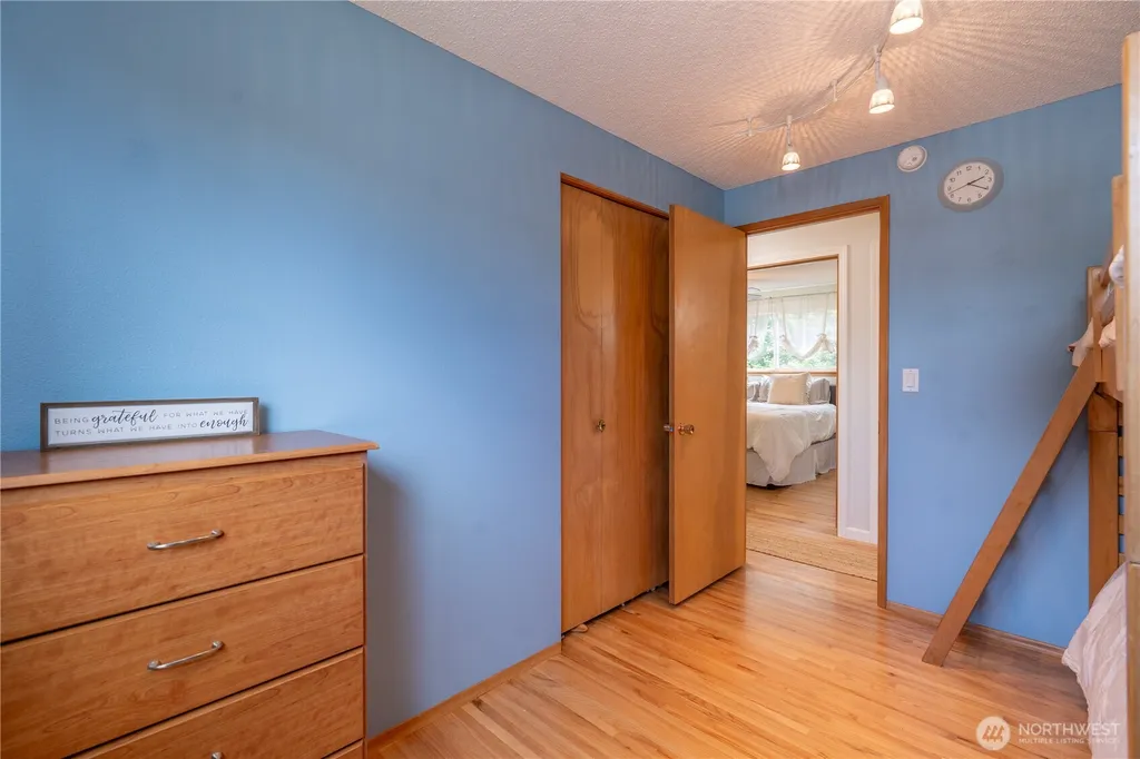 5230 N 10th Street Tacoma WA 98406