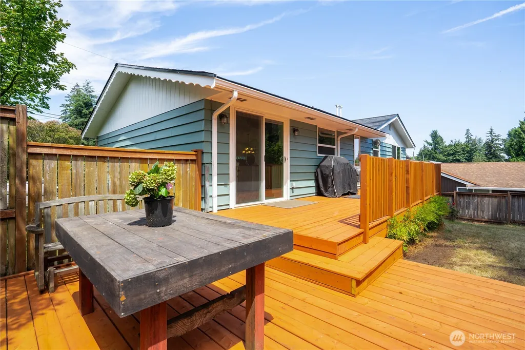 5230 N 10th Street Tacoma WA 98406