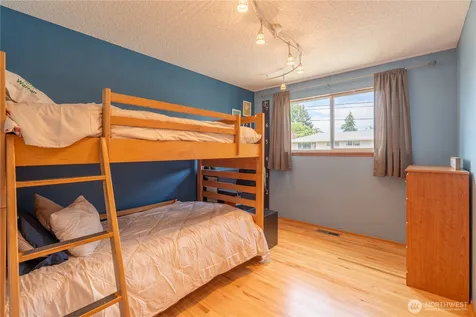 5230 N 10th Street Tacoma WA 98406