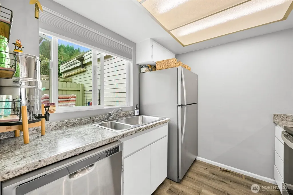 22 Marigold Drive Bellingham WA 98229