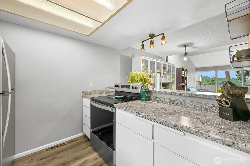 22 Marigold Drive Bellingham WA 98229