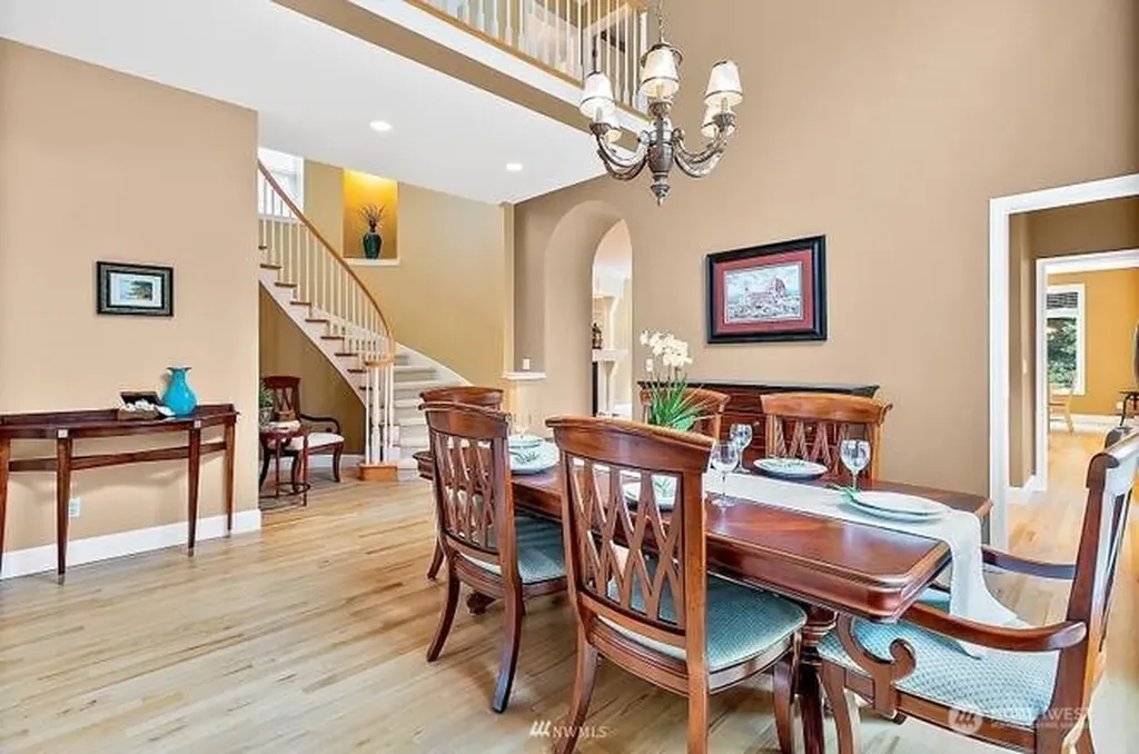 24504 SE 3rd Court Sammamish WA 98074
