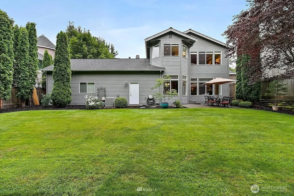 24504 SE 3rd Court Sammamish WA 98074