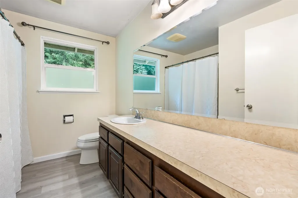 6328 Tralee Drive NW Olympia WA 98502
