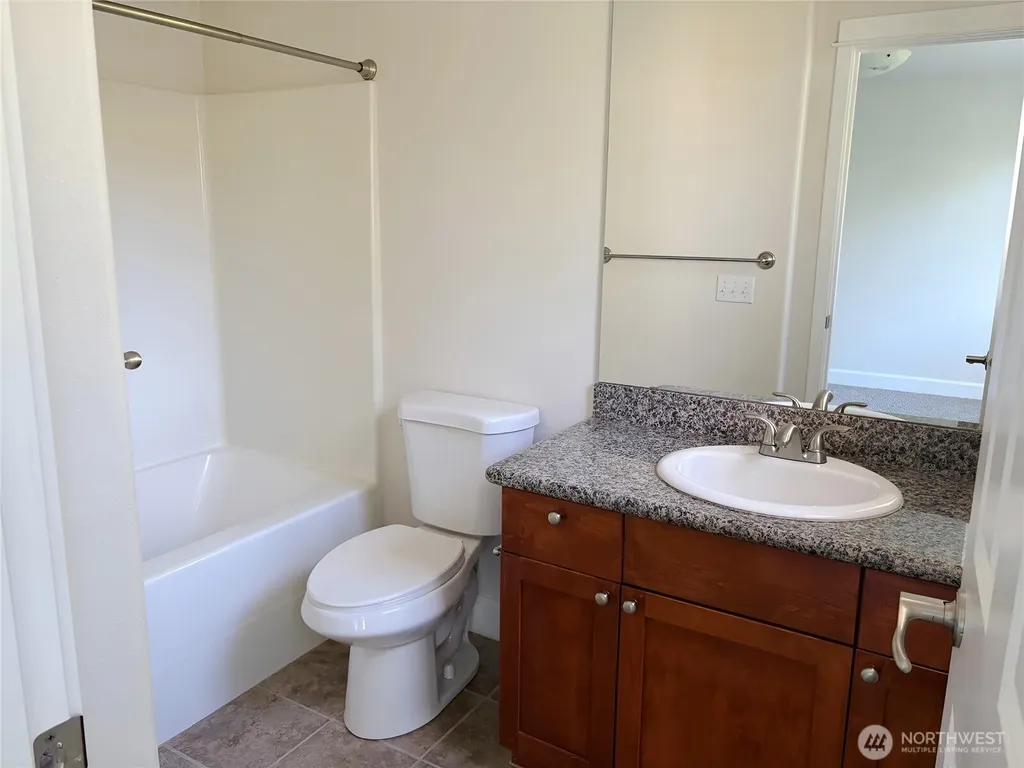 11023 SE 240th Street Kent WA 98031
