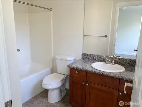 11023 SE 240th Street Kent WA 98031