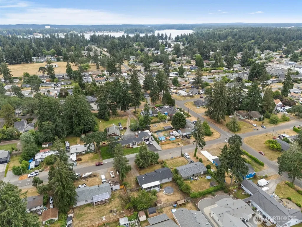 8811 SW Wildwood Avenue Lakewood WA 98498
