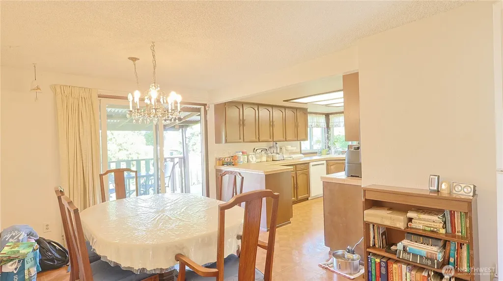 1136 7th Avenue S Edmonds WA 98020