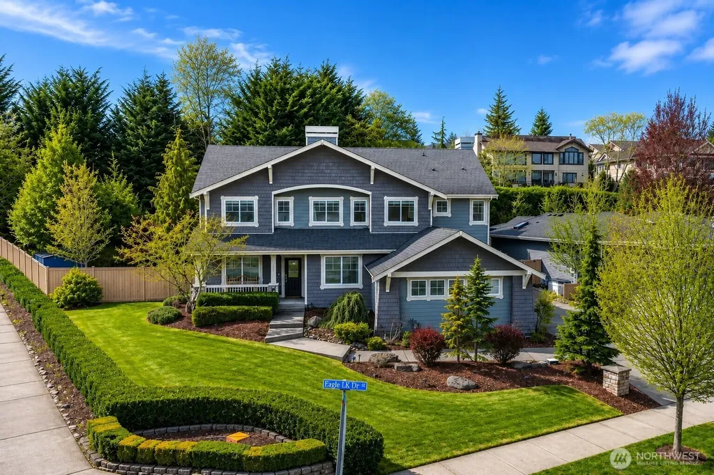 7041 Eagle Lake Drive SE Snoqualmie WA 98065