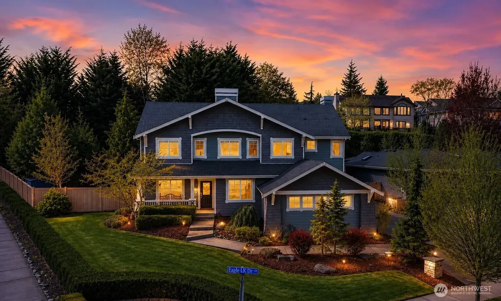 7041 Eagle Lake Drive SE Snoqualmie WA 98065