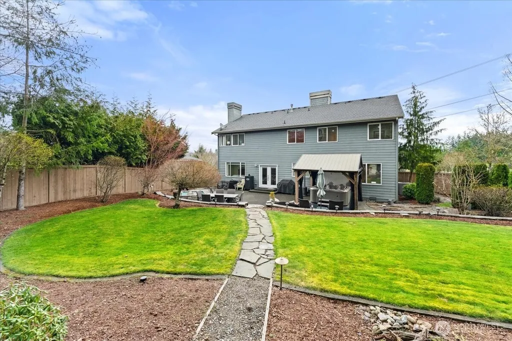 7041 Eagle Lake Drive SE Snoqualmie WA 98065