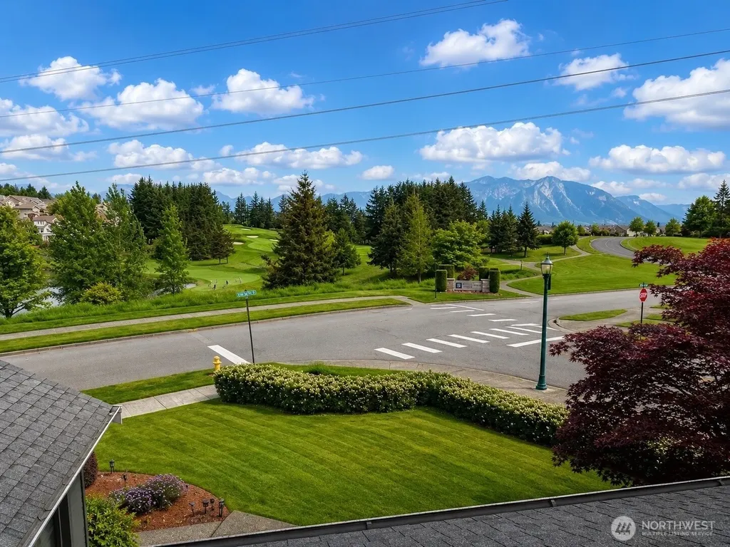 7041 Eagle Lake Drive SE Snoqualmie WA 98065