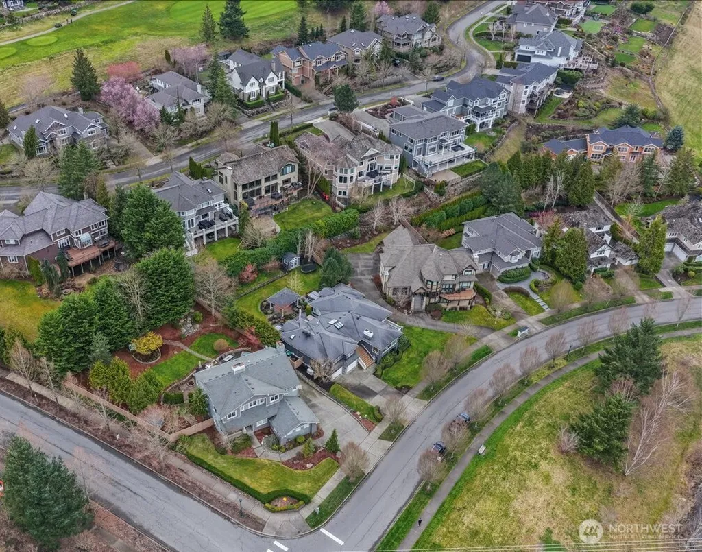 7041 Eagle Lake Drive SE Snoqualmie WA 98065