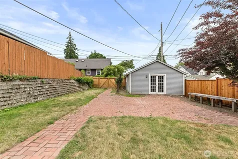 912 N Grant Avenue Tacoma WA 98403