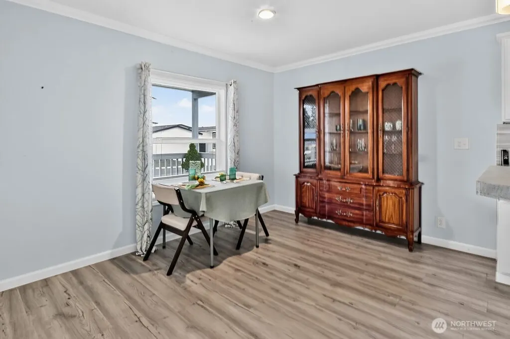 894 N Iris Avenue Sequim WA 98382