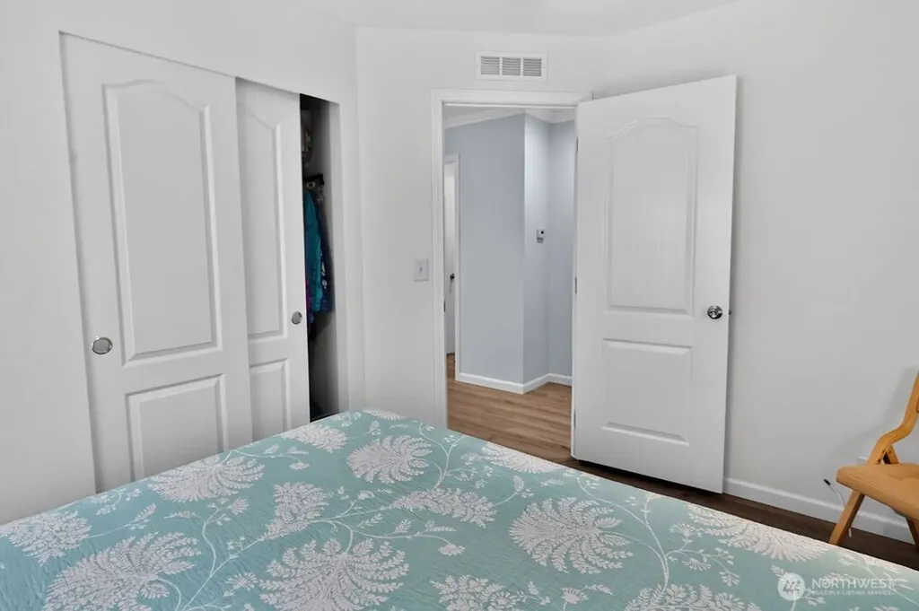 894 N Iris Avenue Sequim WA 98382
