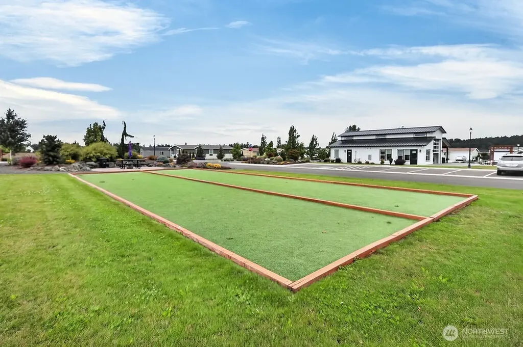 894 N Iris Avenue Sequim WA 98382
