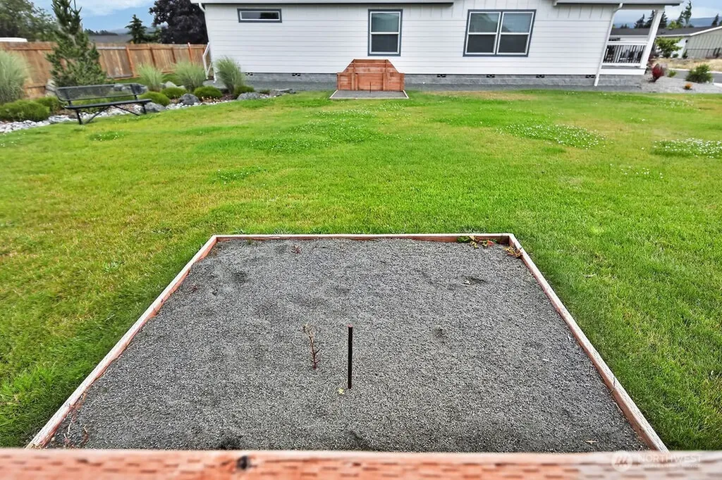 894 N Iris Avenue Sequim WA 98382