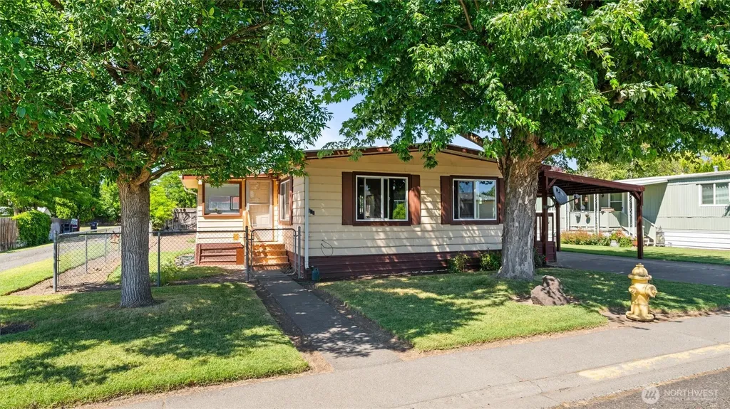 801 NE Dawson Street College Place WA 99324