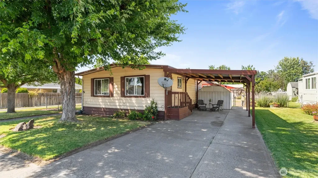 801 NE Dawson Street College Place WA 99324