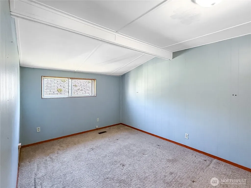 702 Martin Street Steilacoom WA 98388