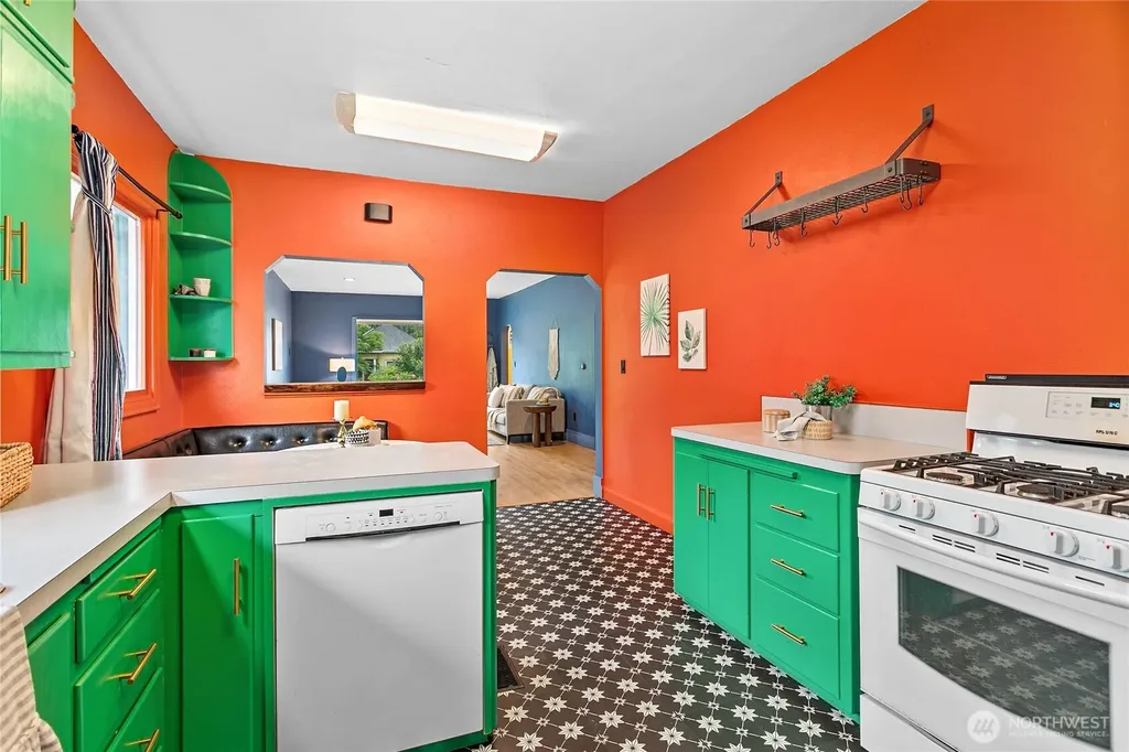 1224 Grant Bellingham WA 98225