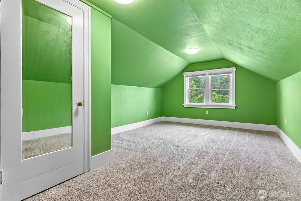 1224 Grant Bellingham WA 98225