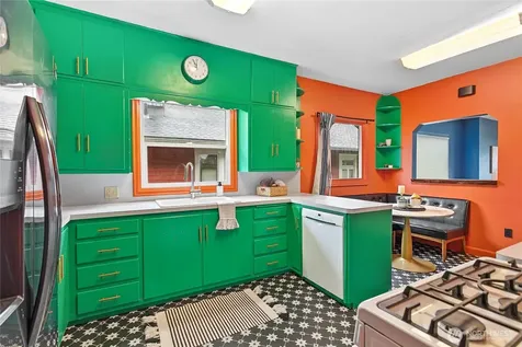 1224 Grant Bellingham WA 98225