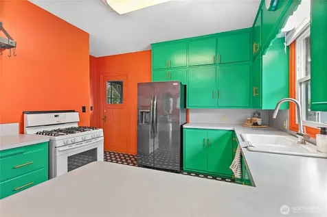 1224 Grant Bellingham WA 98225