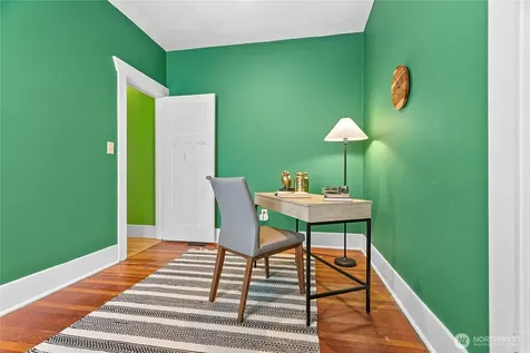 1224 Grant Bellingham WA 98225