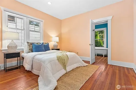 1224 Grant Bellingham WA 98225