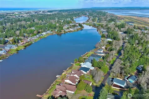 336 Hyde Court NE Ocean Shores WA 98569