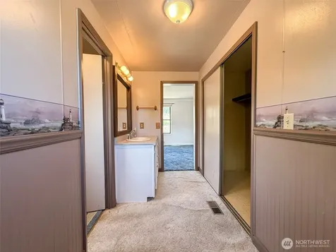 406 Kendall Street Riverside WA 98849