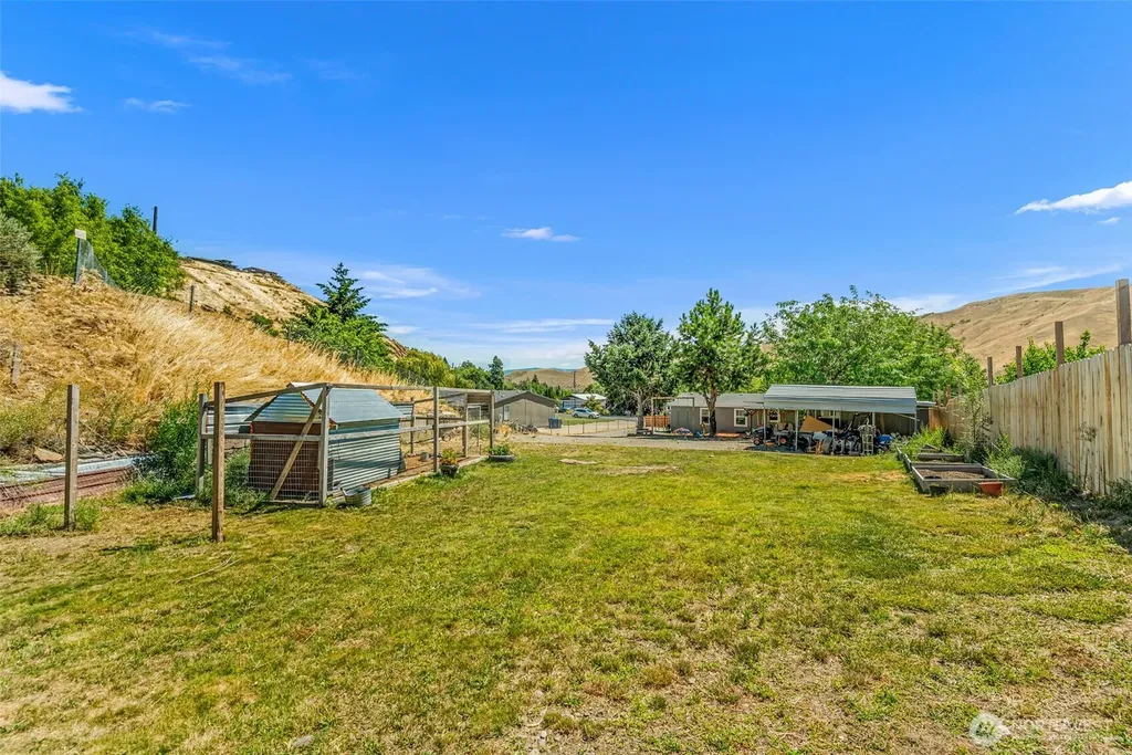 1612 Britini Drive Wenatchee WA 98801