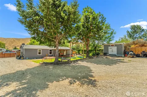 1612 Britini Drive Wenatchee WA 98801
