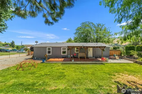 1612 Britini Drive Wenatchee WA 98801