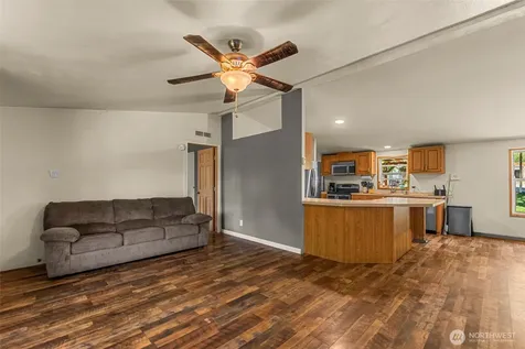 1612 Britini Drive Wenatchee WA 98801