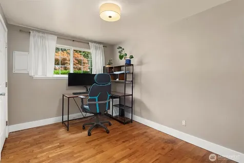 21010 22nd Avenue W Lynnwood WA 98036