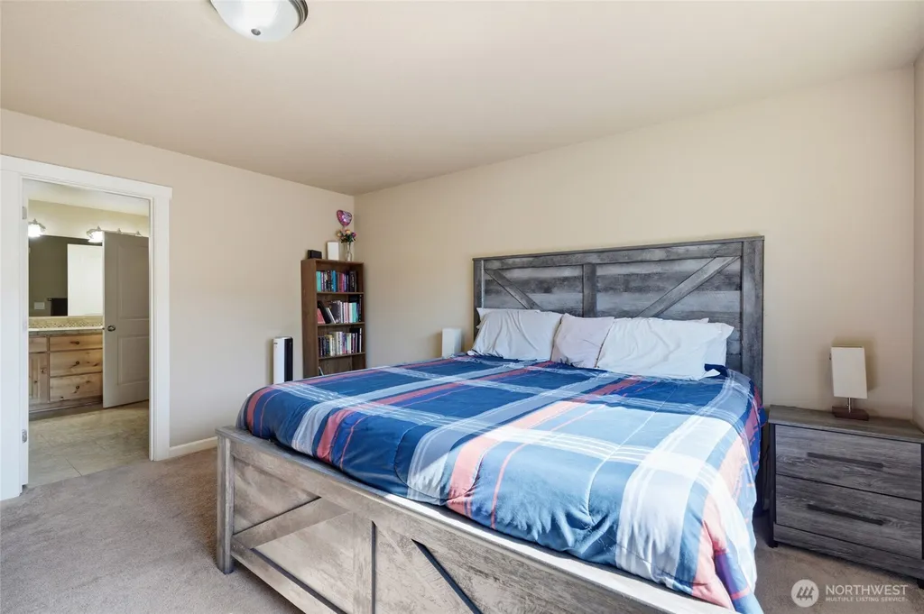 3805 NW 122nd Street Vancouver WA 98685