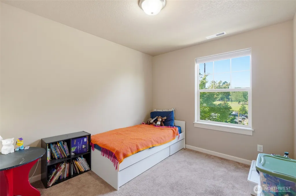 3805 NW 122nd Street Vancouver WA 98685