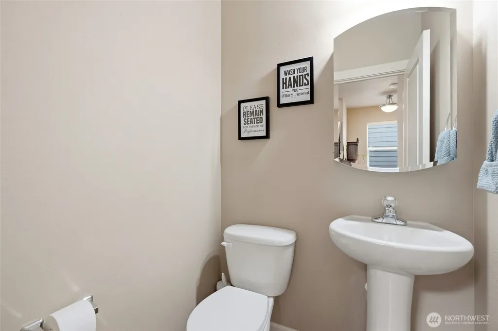 3805 NW 122nd Street Vancouver WA 98685