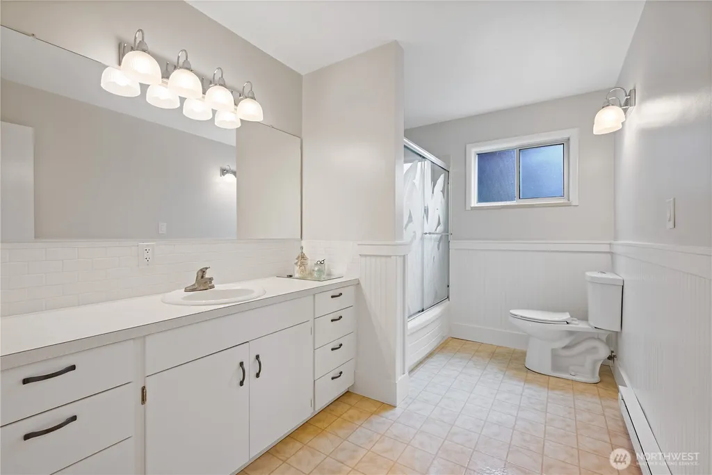 1408 20th Avenue Longview WA 98632