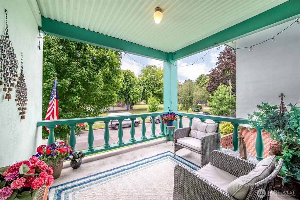 1408 20th Avenue Longview WA 98632