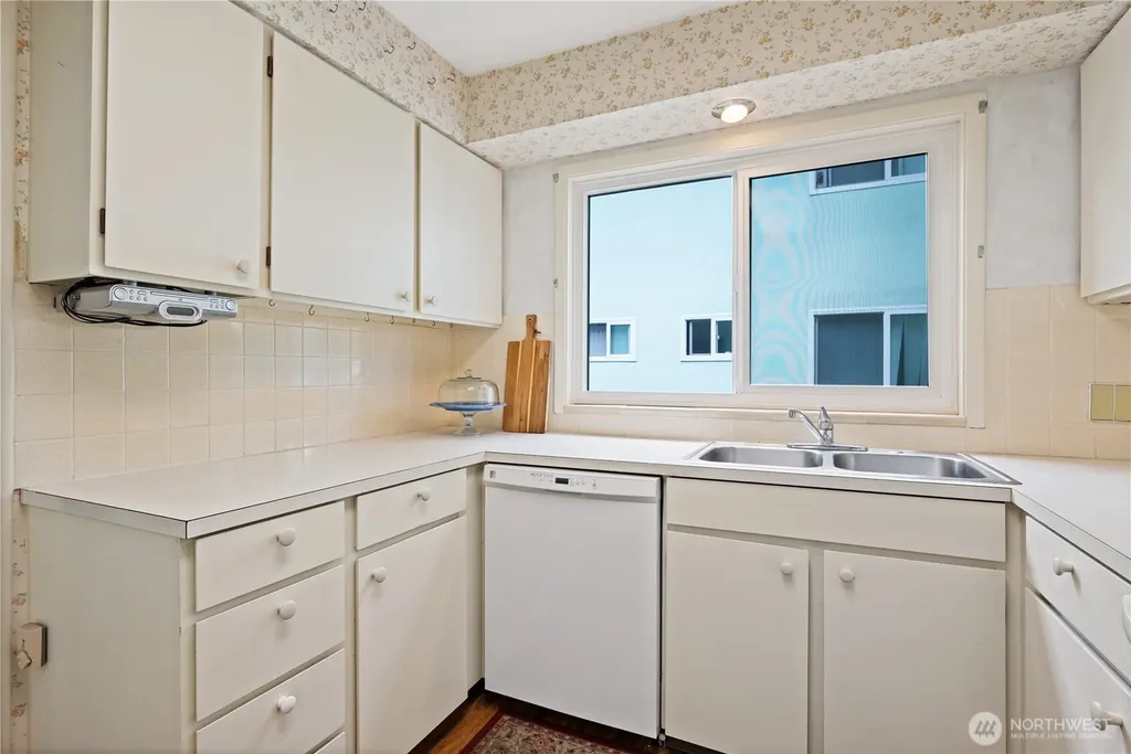 1408 20th Avenue Longview WA 98632