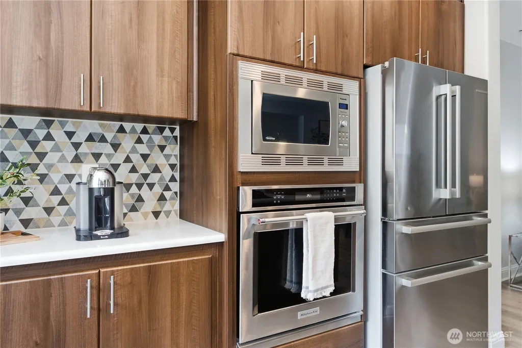 1403 240th Way SE Sammamish WA 98075