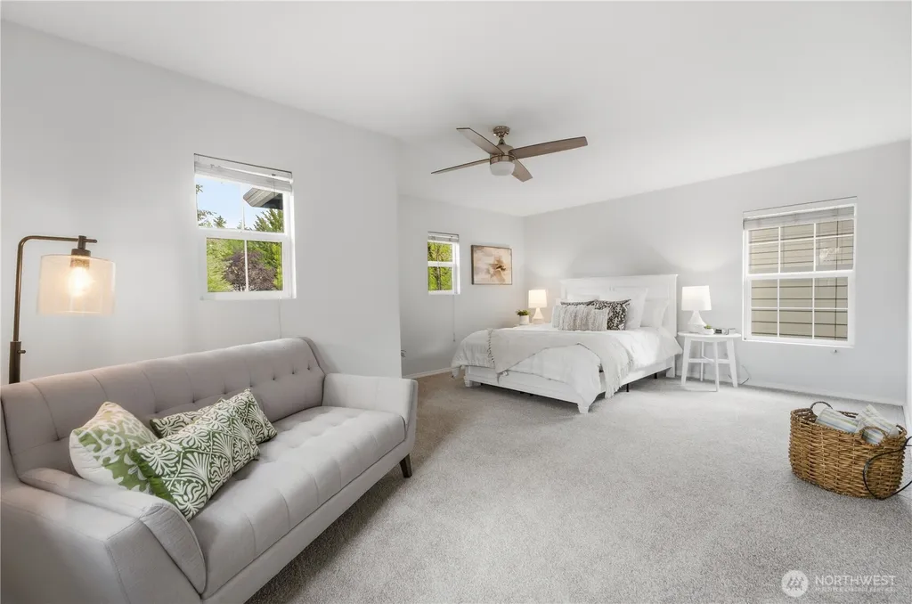 1403 240th Way SE Sammamish WA 98075